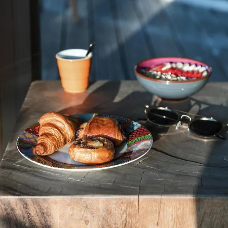 绍莱宜必思尚品酒店 酒店 绍莱