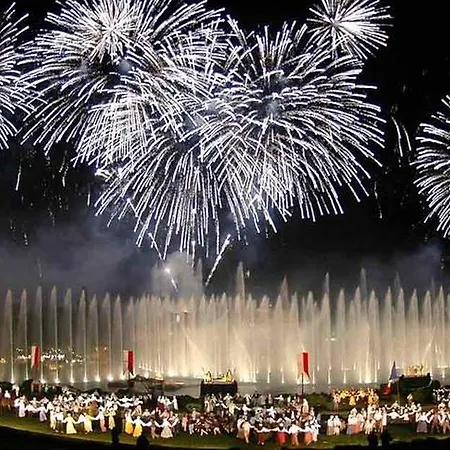 酒店 绍莱宜必思尚品酒店 3*