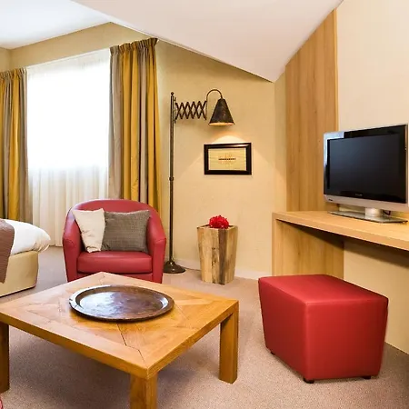 Ibis Styles 3*